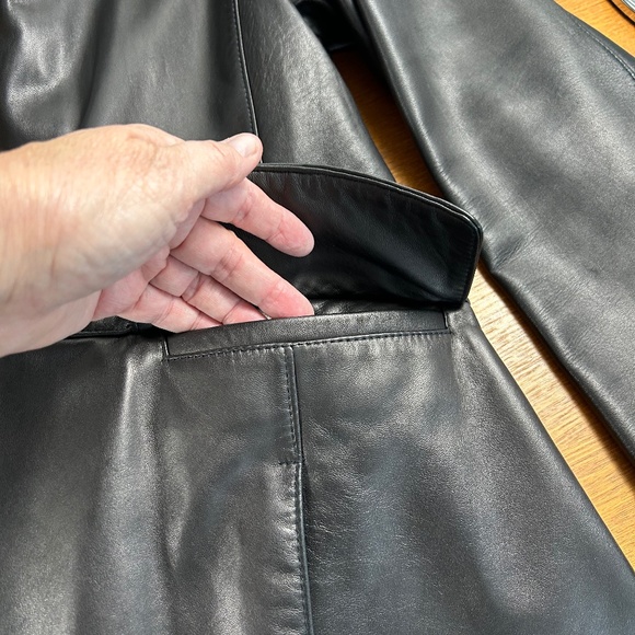 New Gorgeous Ann Taylor Leather Coat - Picture 9 of 12